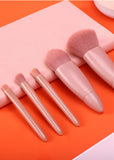 Easy-taken Travel Makeup Brush Set